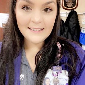 Meet your Posher, Ashley